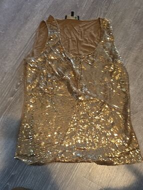 Jones New York Gold Sequin Scoop Neck Camisole